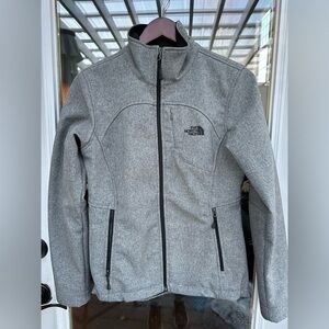 The North Face Women’s Apex Bionic 2 Jacket EUC